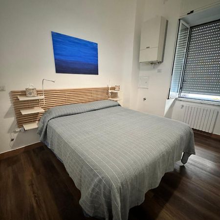 Riviera Apartment Napoli Buitenkant foto